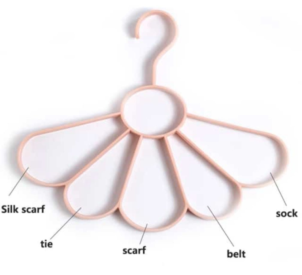 Flower Design 5 Ring Multipurpose Hanger